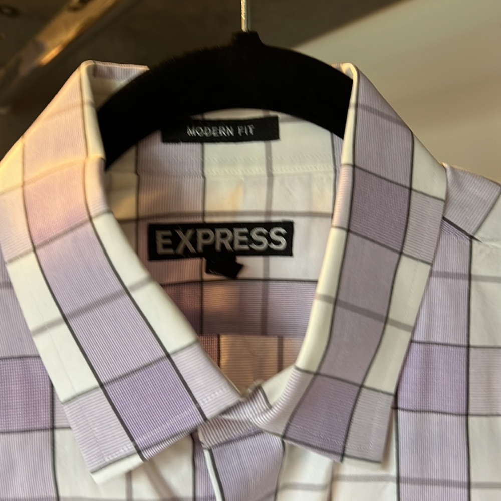 Express Modern Fit button down - Picture 2 of 3
